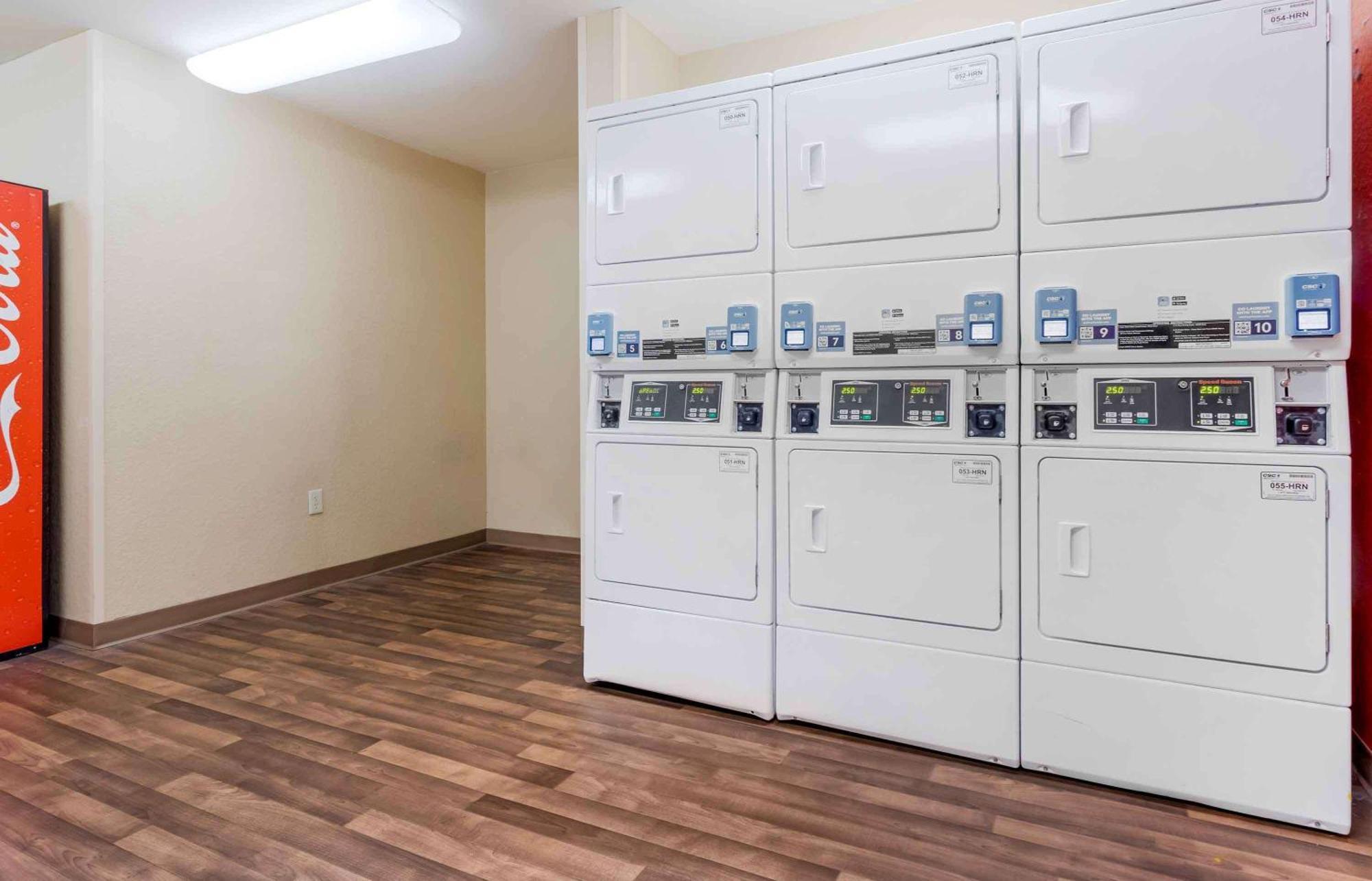 Extended Stay America Suites - Houston - Galleria - Westheimer Buitenkant foto