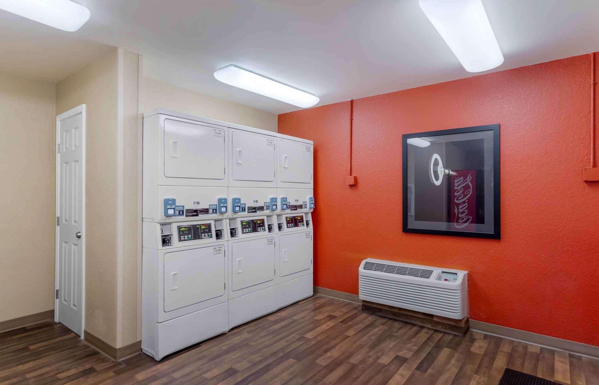 Extended Stay America Suites - Houston - Galleria - Westheimer Buitenkant foto