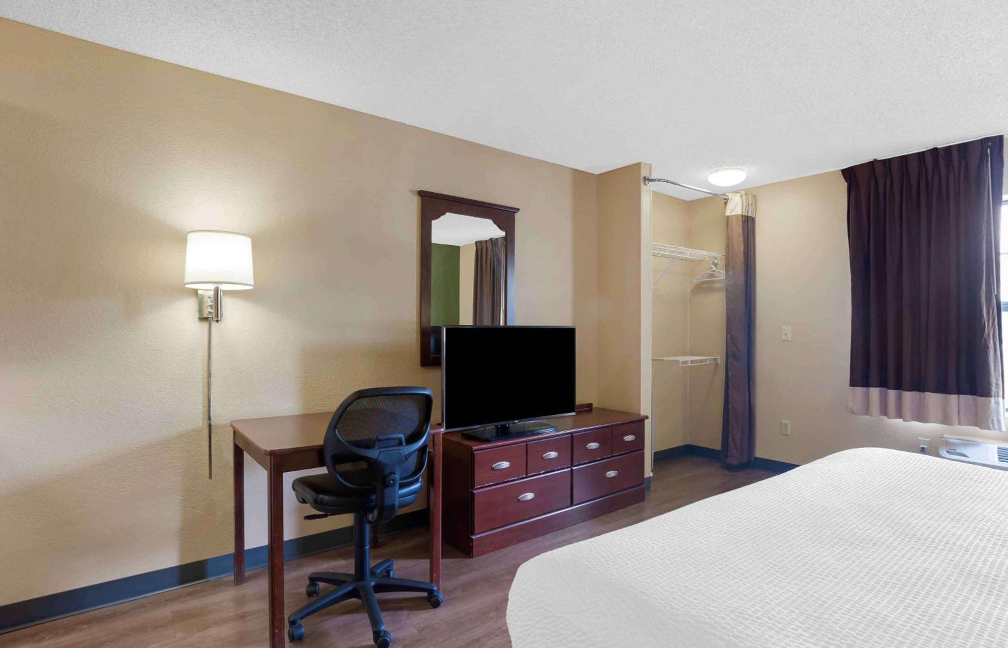 Extended Stay America Suites - Houston - Galleria - Westheimer Buitenkant foto